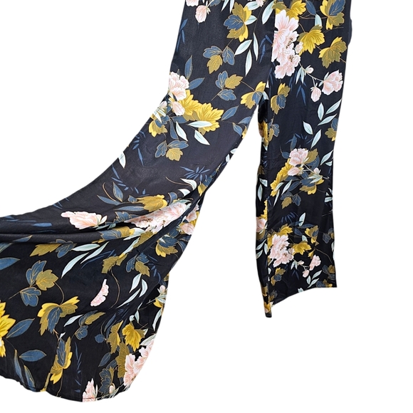 Lulus Beautiful Blooms Black Floral Print Split Wide Leg Jumpsuit Sz Small Boho - Picture 5 of 15